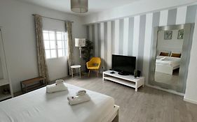 Charming Funchal Studio